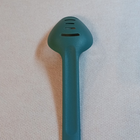 Rachel Ray Perforated Cooking/Serving Spoon - Picture 16 of 16